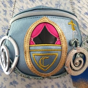 Danielle Nicole Disney Cinderella Carriage Coach Crossbody Pumpkin Bag Purse NWT
